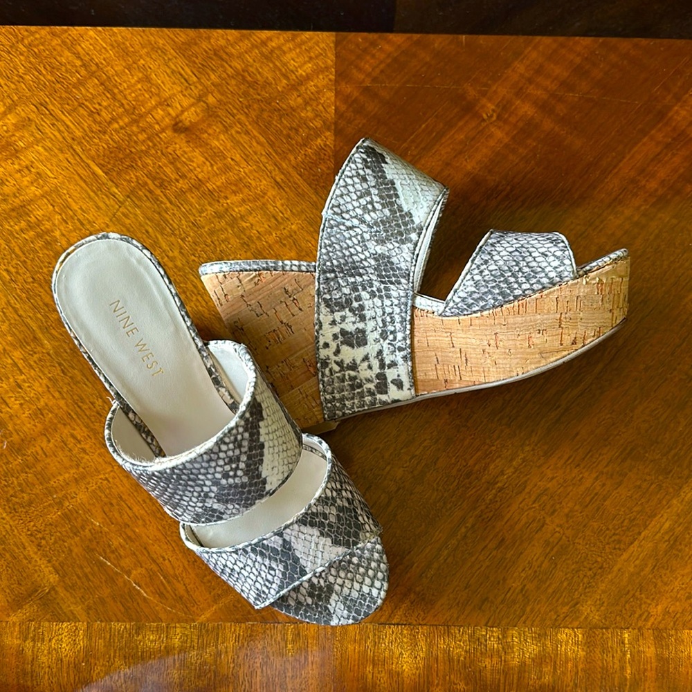 Nine West Cork Wedges Gray & Ivory 7.5